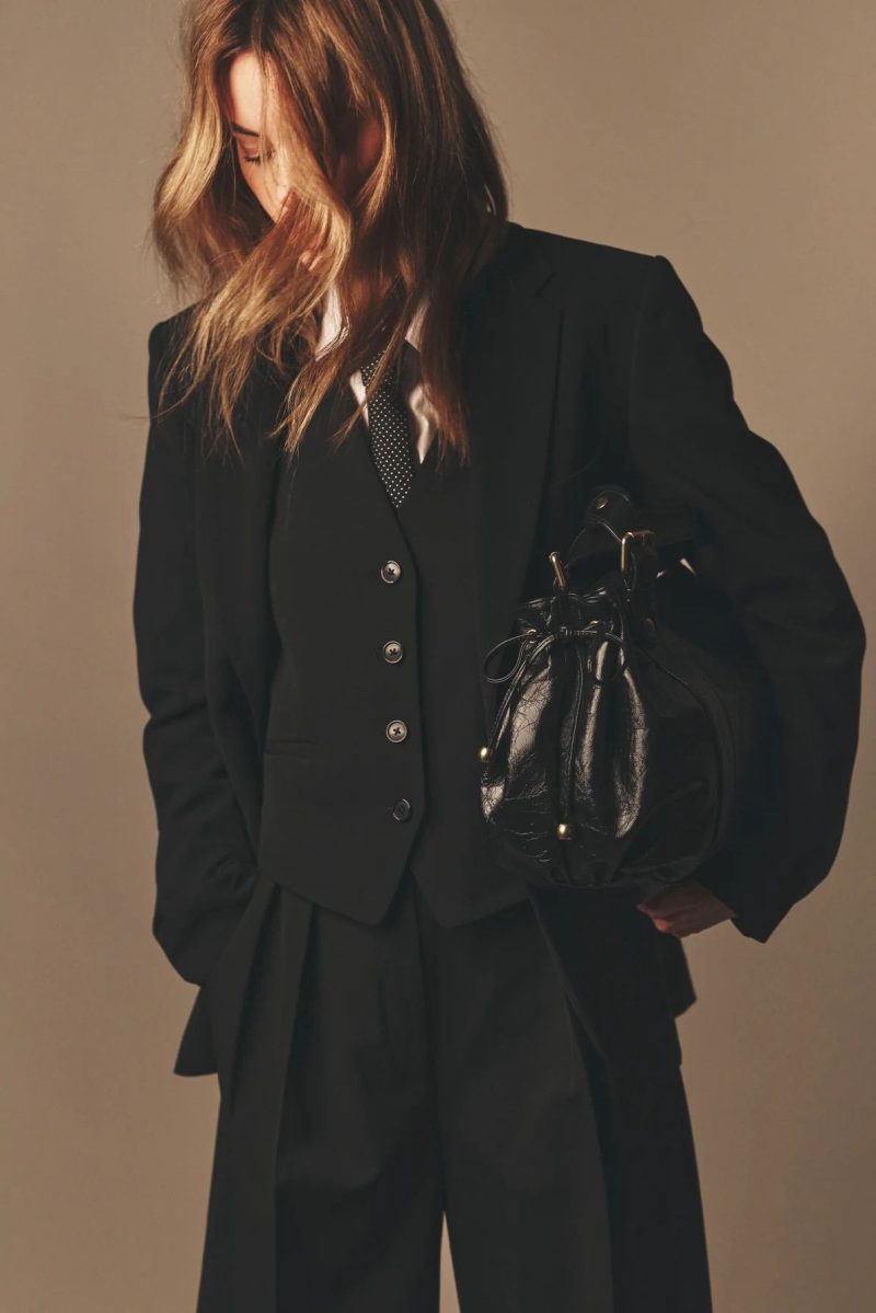 Vesta de costum NIRIA