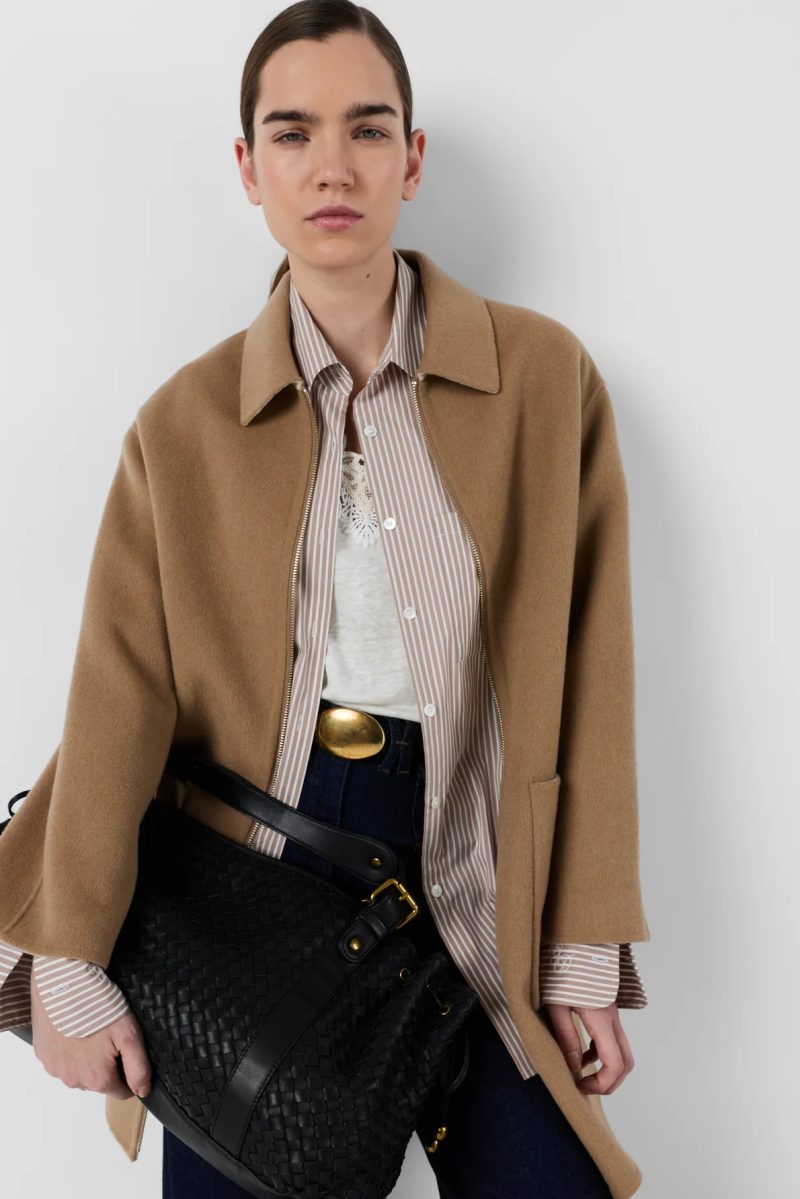 Alternative view of Palton reversibil din lână fină cu guler galben pai - PRISCA